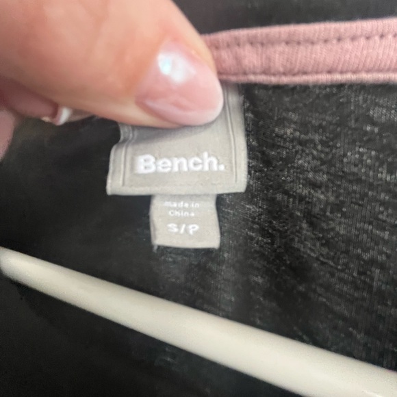 BENCH long sleeve - Picture 2 of 2